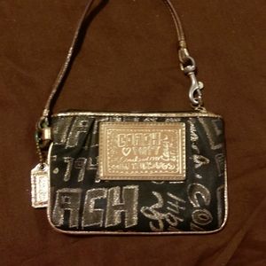 Wristlet